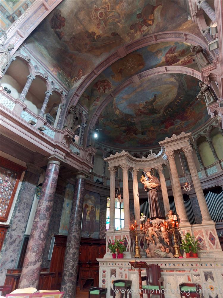 Milan (Italy) - Presbytery and altar of the Sanctuary of Sant'Antonio da Padova